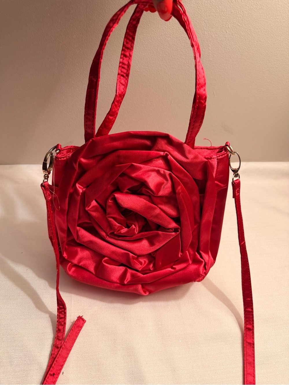 Red Rose Satin Shoulder Bag - Stylish Women's Evening Handbag